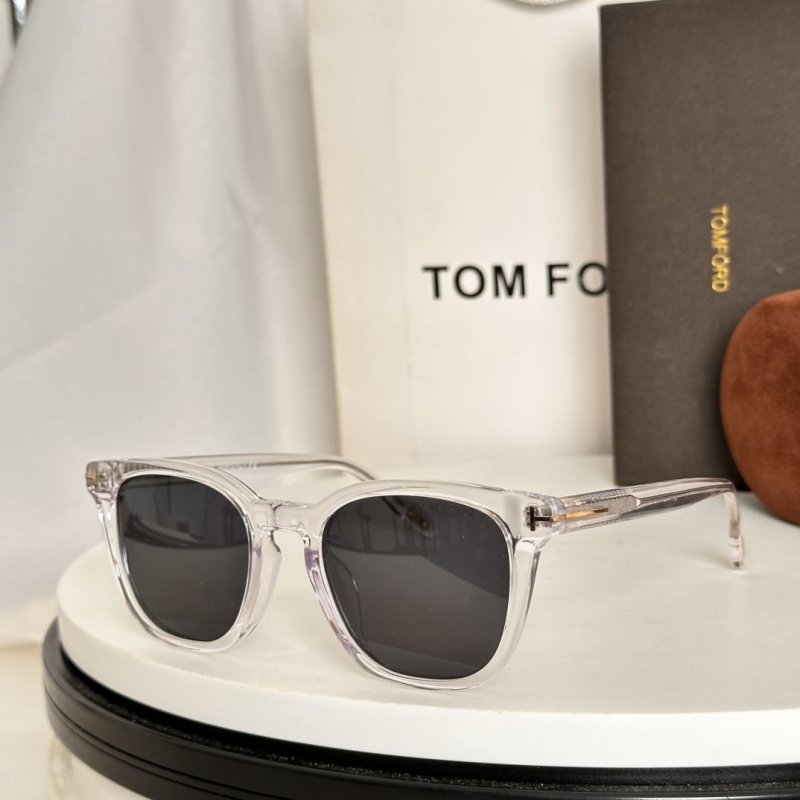 TOM FORD